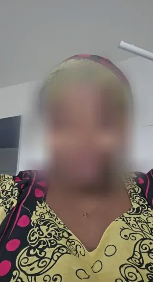 Nadja, 38