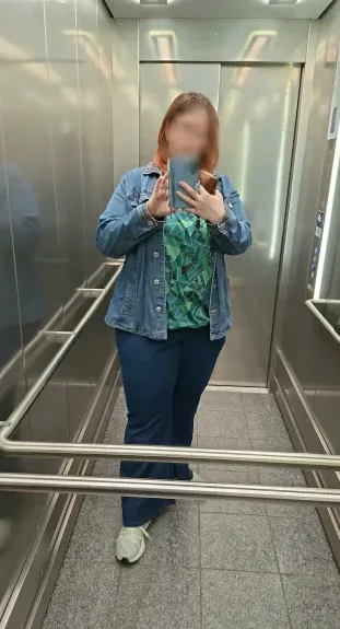 Neele, 40