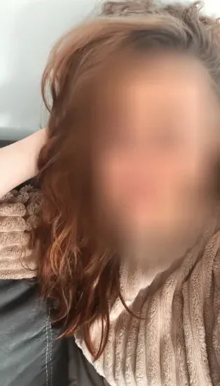 Nina, 37