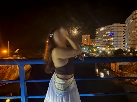 Yasmin, 18